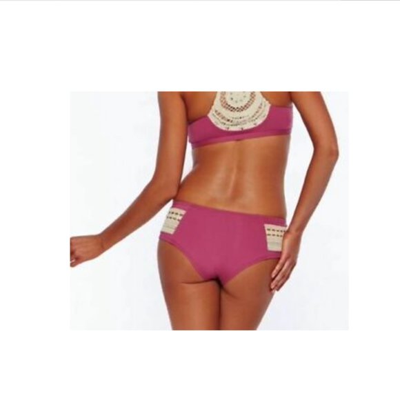 NWT L Space Wild‎ Child Boho Crochet Bottom in Boysenberry Pink [SZ Small ] - Picture 4 of 5